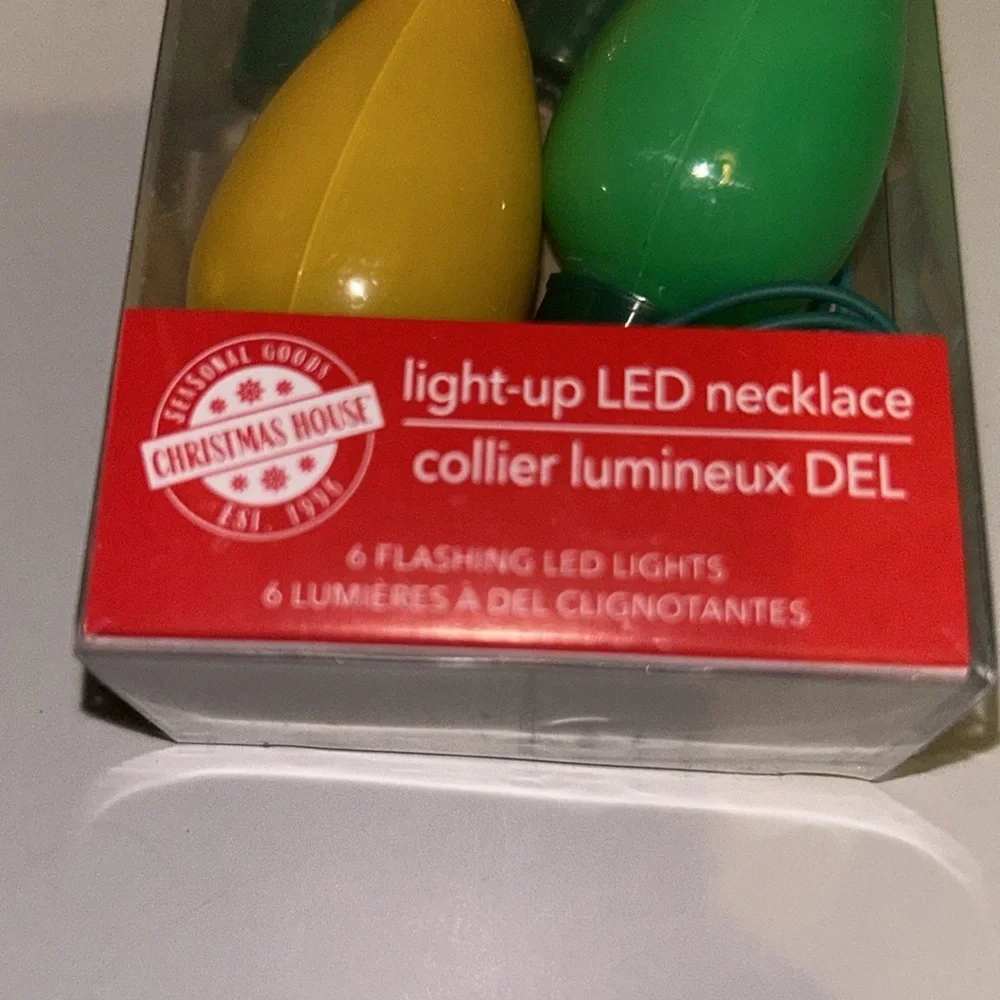 NIB Christmas led bulb necklace - Picture 3 of 3